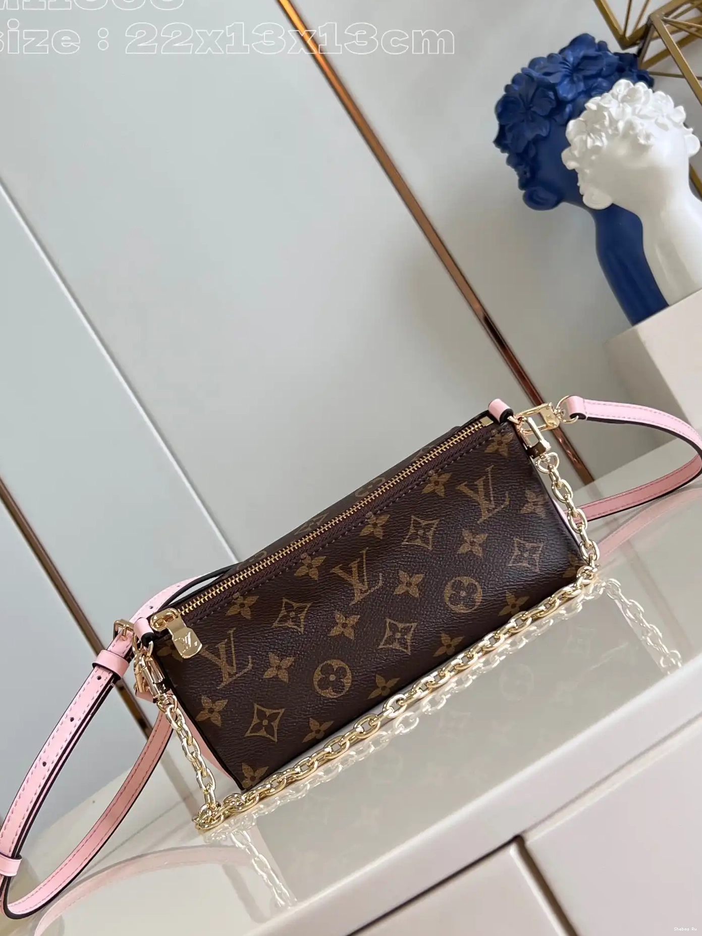 LOUIS VUITTON Pouch-22.5*13*13CM Bloom 0516